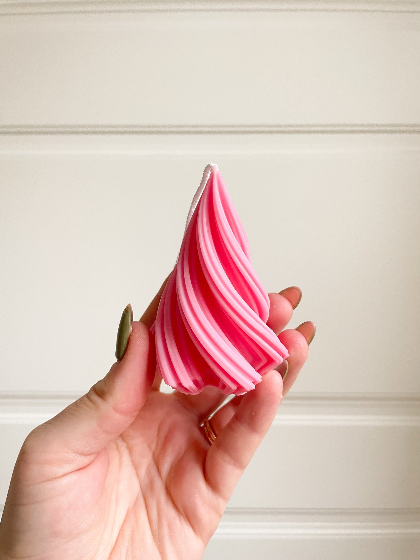 Small Twirling Christmas Tree Candle