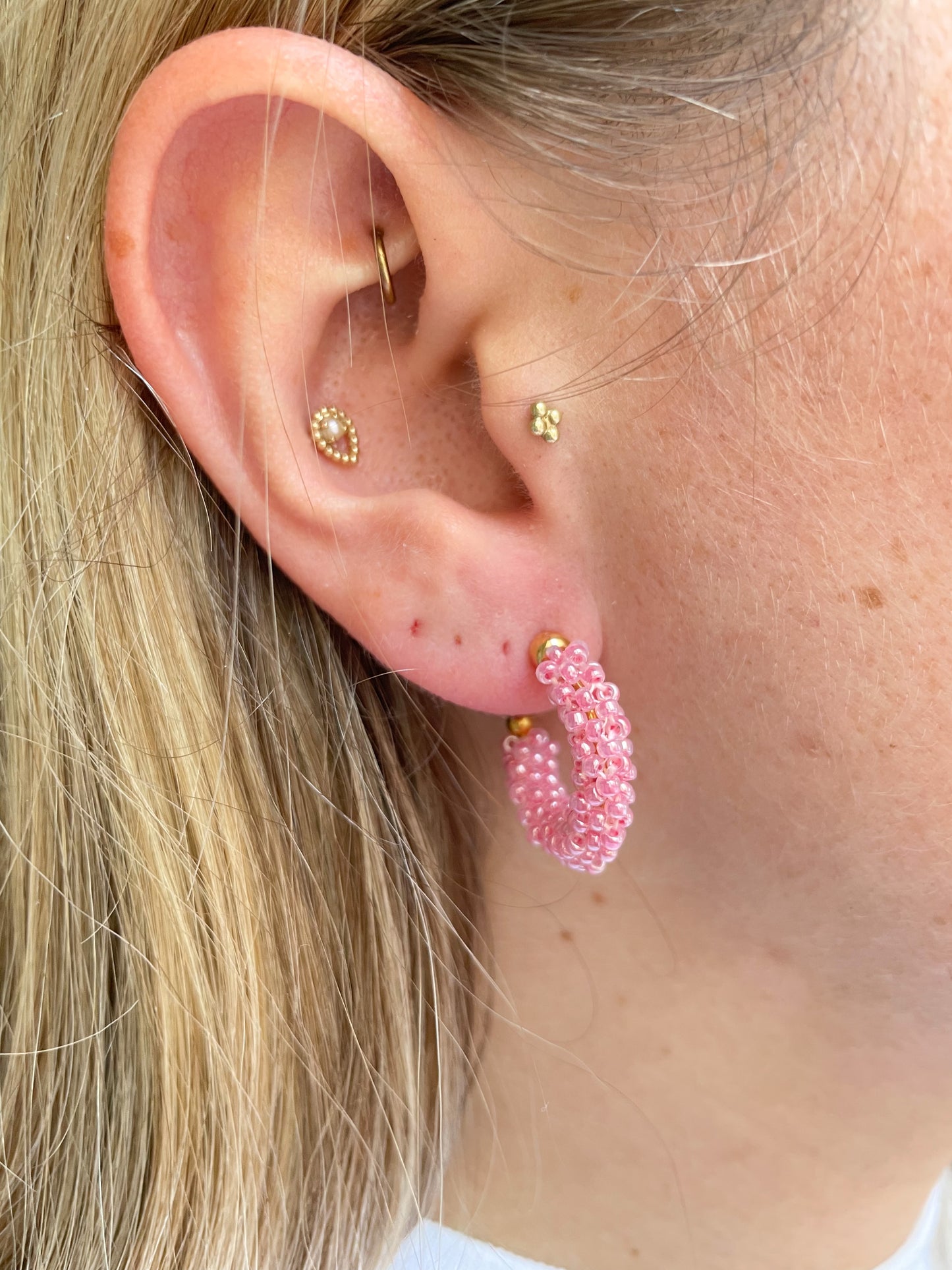 Hirta Hoops Earrings