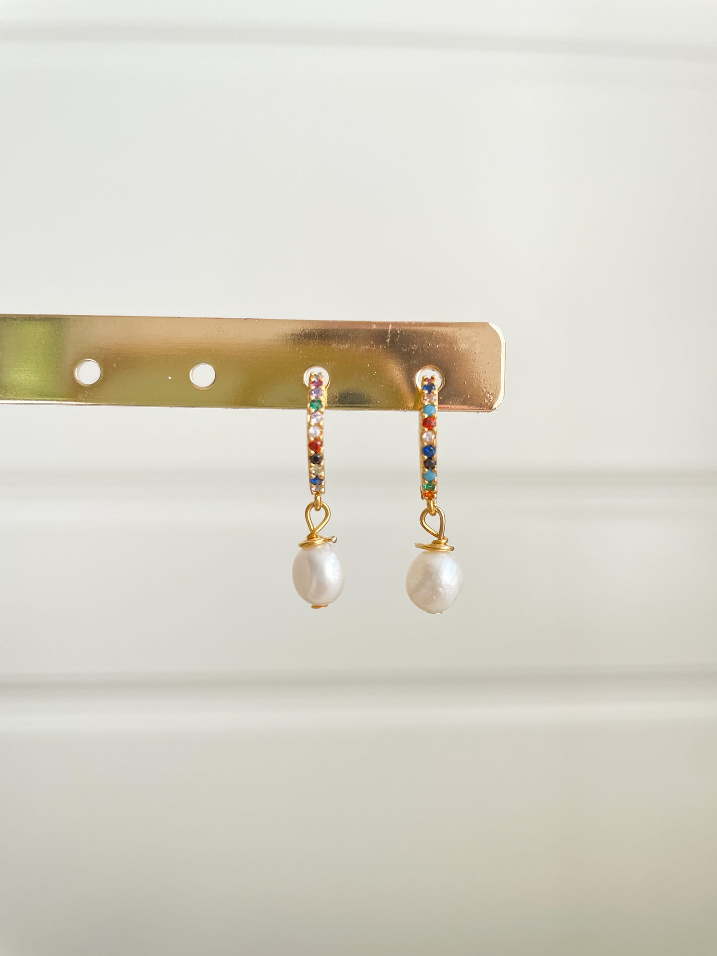 Multicolor Shimmer Pearl Earrings
