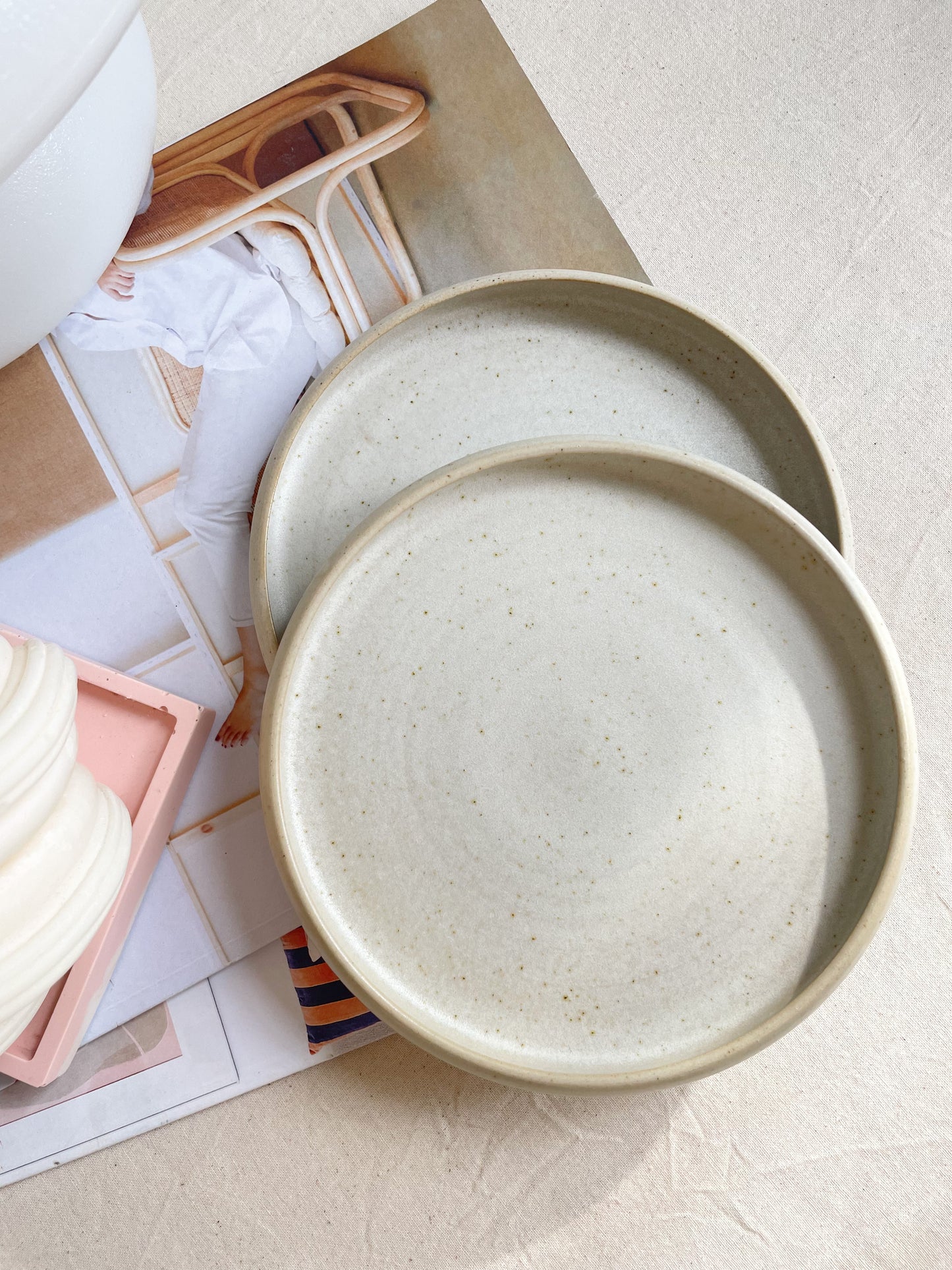 Small Neutral Speckled Plate