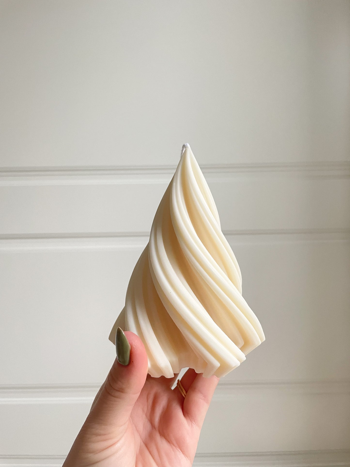 Twirling Christmas Tree Candle