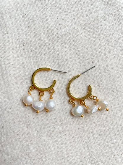 Tripple Pearl Earrings