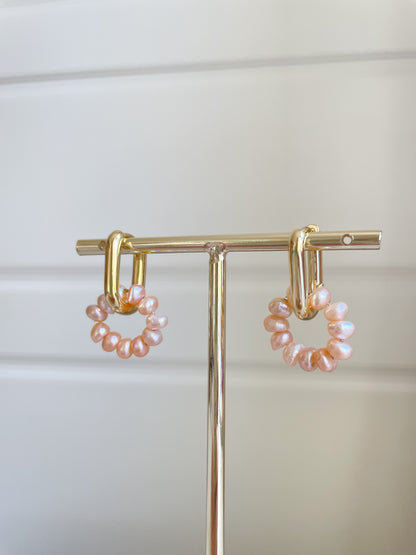 Aphrodite Round Pearl Earrings