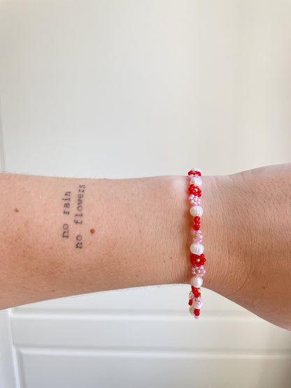 Flora Pearl Pink Flower Beads Bracelet