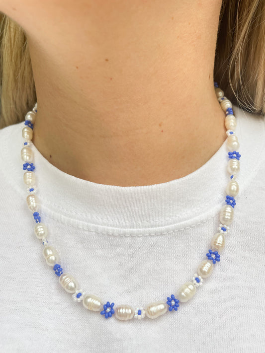 Isla Pearl Flower Beads Necklace