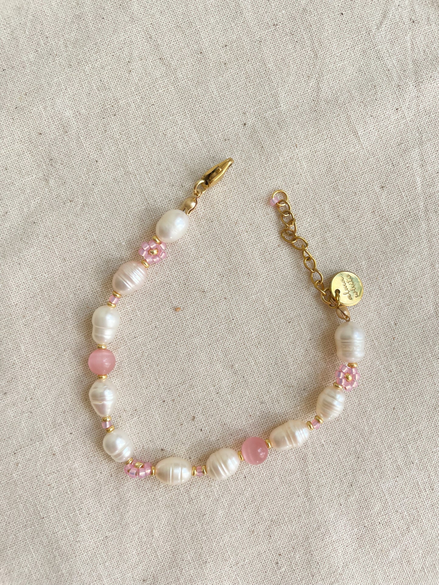 Freya Pearl Pink Flower Beads Bracelet