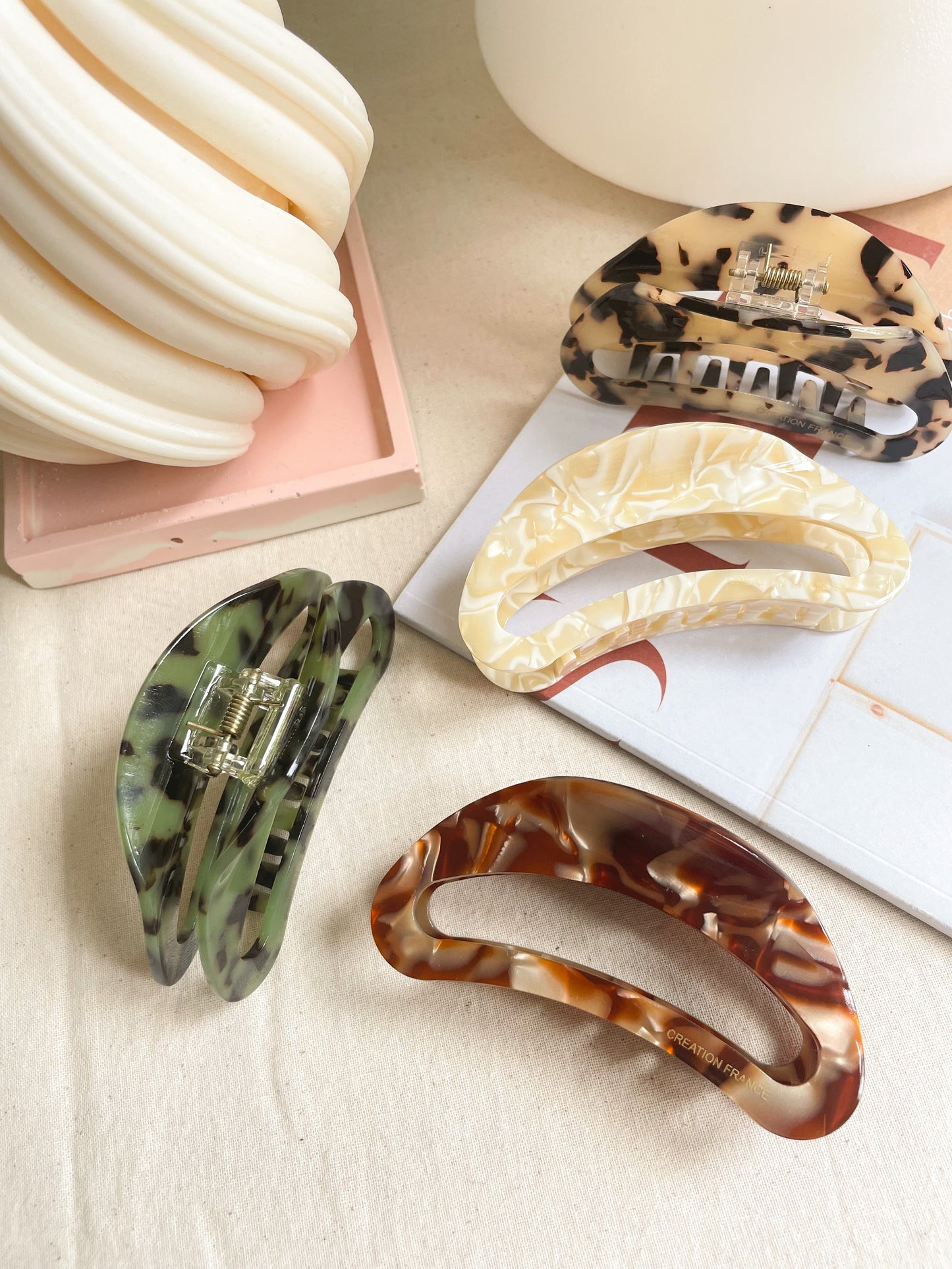 Jade Claw Clip Tortoise Green