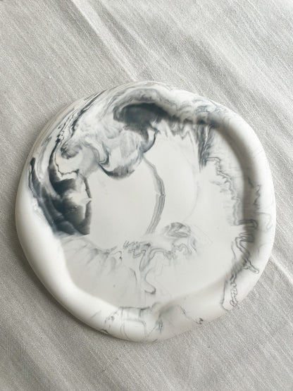 Round Abstract Tray